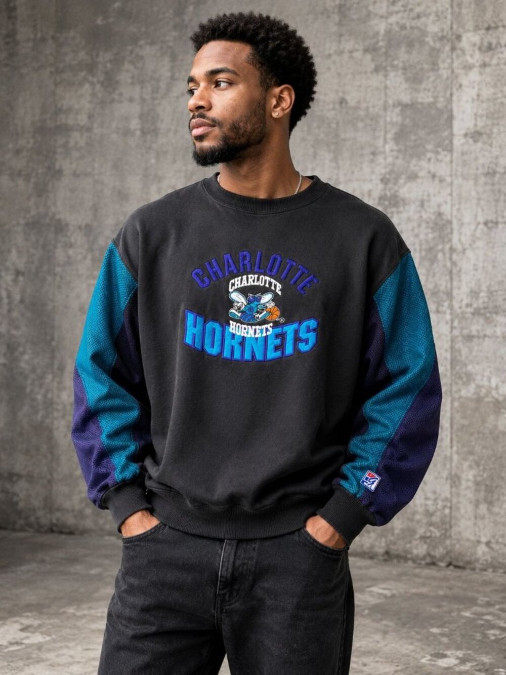 Vintage 90s Charlotte Hornets The Game Sweatshirt Large Mesh Sleeve Hugo NBA